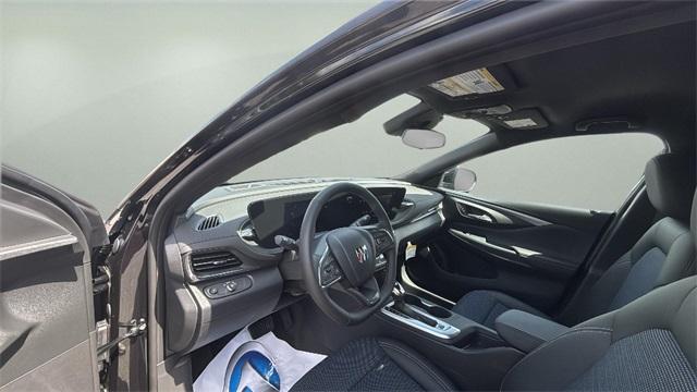 new 2025 Buick Envista car, priced at $26,995