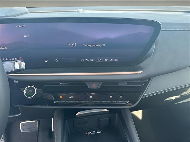 new 2025 Buick Envision car, priced at $40,990