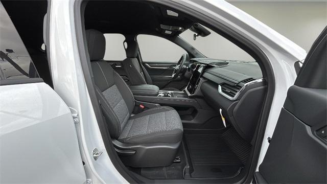 new 2025 GMC Acadia car, priced at $45,184