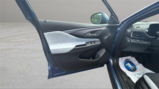 new 2025 Buick Envista car, priced at $26,820