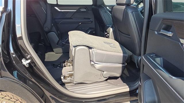 new 2026 GMC Acadia car