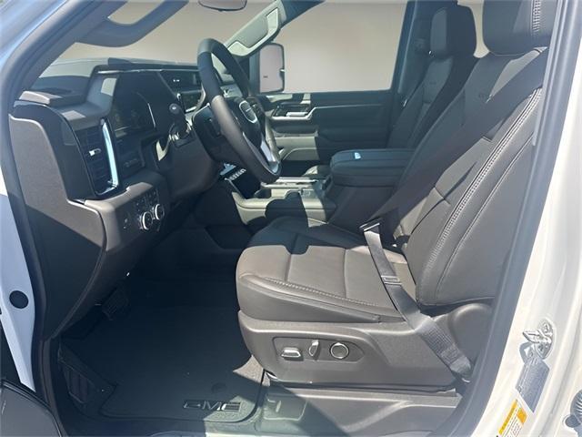 new 2025 GMC Sierra 2500 car, priced at $75,124