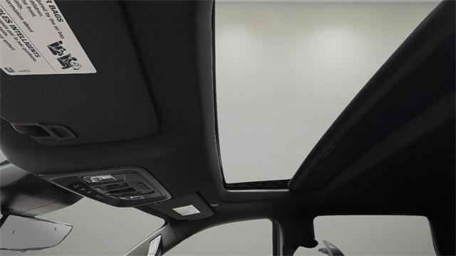 new 2025 GMC Sierra 1500 car, priced at $73,250