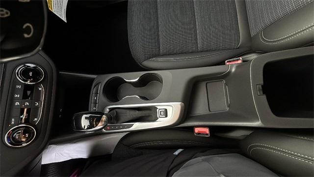 new 2025 Buick Envista car, priced at $26,680