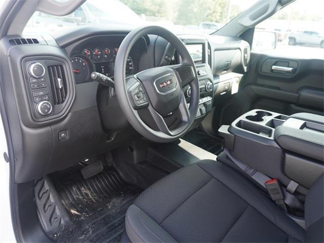 new 2024 GMC Sierra 1500 car, priced at $43,950