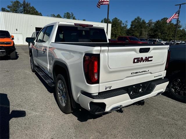 new 2025 GMC Sierra 1500 car, priced at $78,605