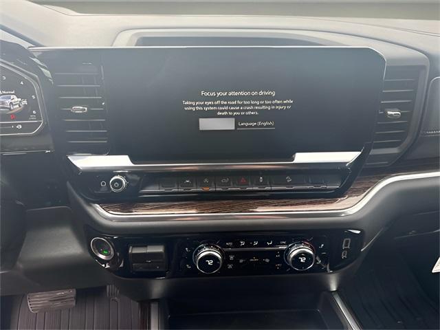 new 2025 GMC Sierra 1500 car, priced at $52,220