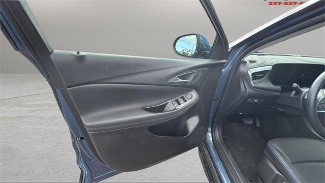new 2025 Buick Encore GX car, priced at $24,550