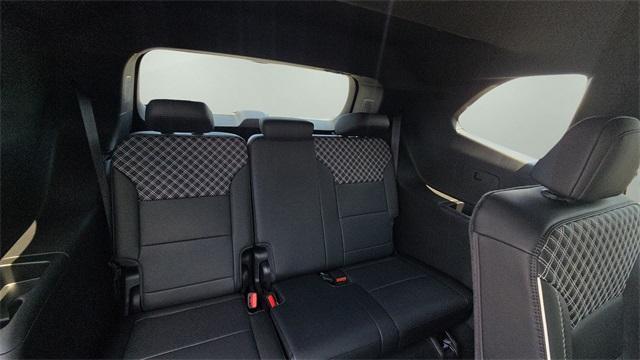 new 2025 GMC Acadia car, priced at $62,255