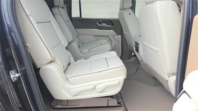 new 2025 GMC Yukon XL car, priced at $87,030