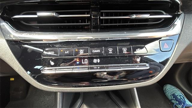 new 2025 Buick Envista car, priced at $31,399