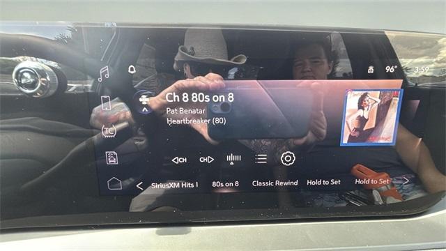 new 2025 Buick Envista car, priced at $31,399