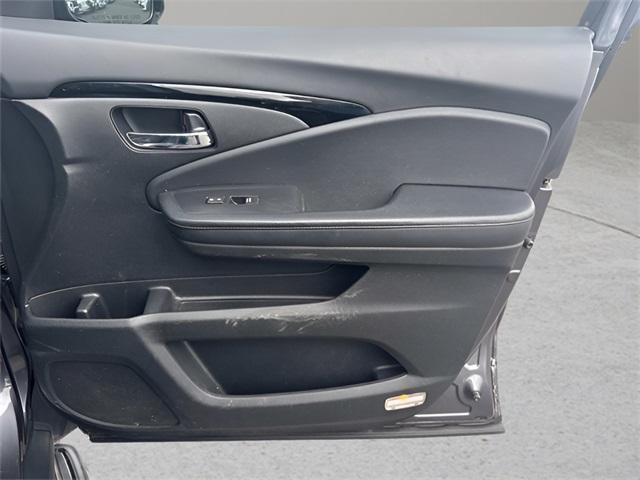 used 2019 Honda Pilot car, priced at $22,495