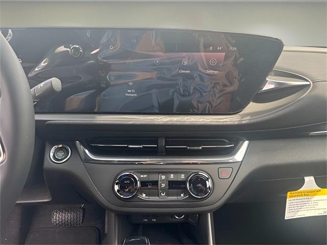 new 2025 Buick Envista car, priced at $27,775
