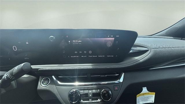 new 2025 Buick Envista car, priced at $27,970