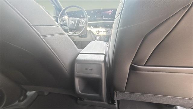 new 2025 Buick Envista car, priced at $27,970
