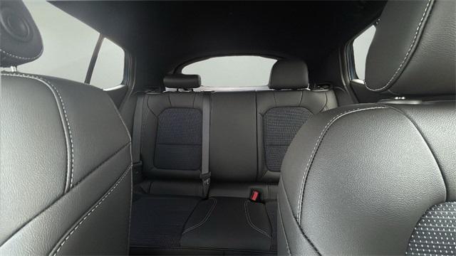 new 2025 Buick Envista car, priced at $27,970