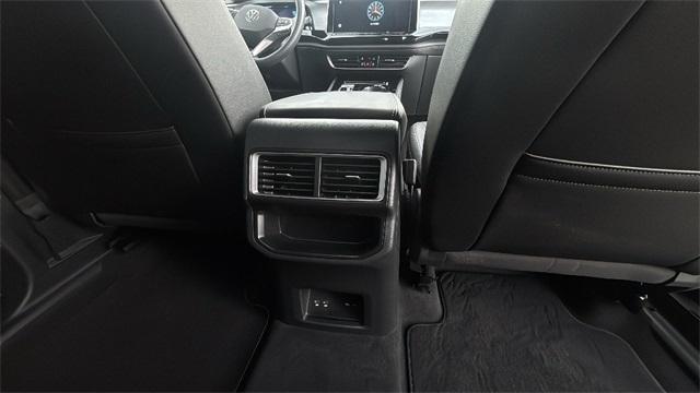used 2024 Volkswagen Atlas Cross Sport car, priced at $32,295