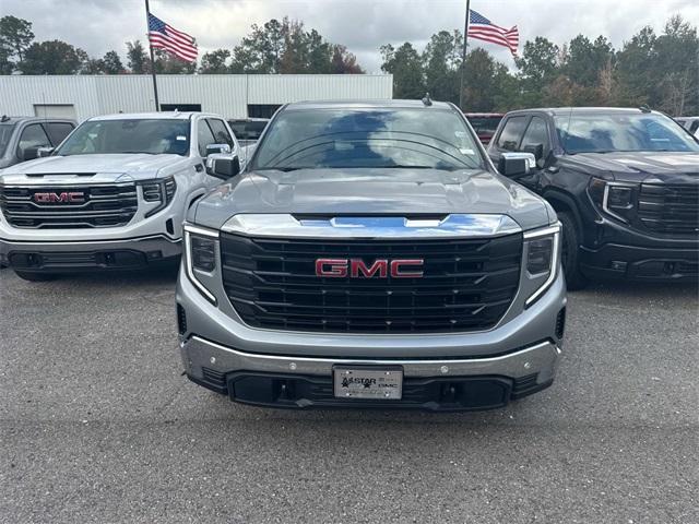 new 2024 GMC Sierra 1500 car, priced at $42,495