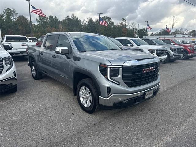 new 2024 GMC Sierra 1500 car, priced at $42,495