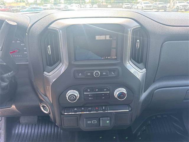 new 2025 GMC Sierra 1500 car, priced at $42,855