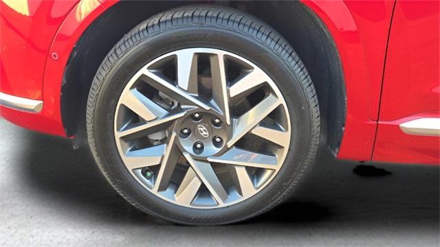 used 2023 Hyundai Santa Fe car, priced at $31,995