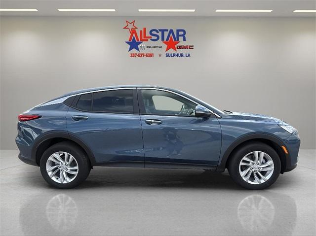 new 2025 Buick Envista car, priced at $26,000