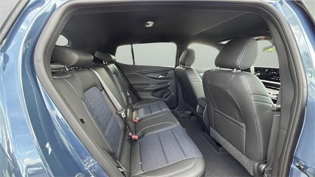new 2025 Buick Envista car, priced at $26,000