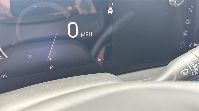new 2025 Buick Envista car, priced at $26,000