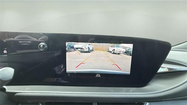 new 2025 Buick Envista car, priced at $26,000