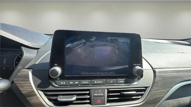 used 2025 Nissan Altima car, priced at $24,995