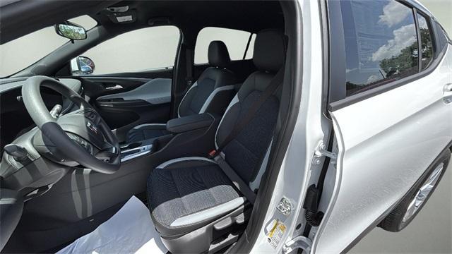 new 2025 Buick Envista car, priced at $25,330