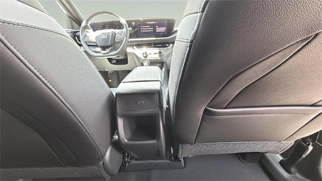 new 2025 Buick Envista car, priced at $25,330