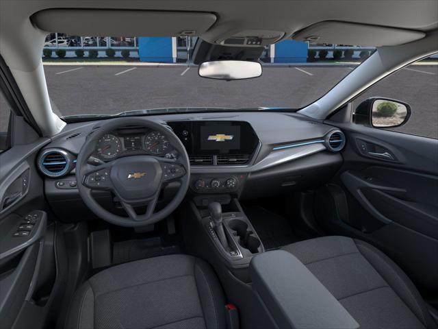 new 2025 Chevrolet Trax car