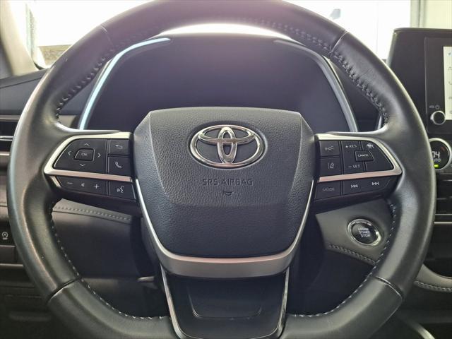 used 2023 Toyota Highlander car, priced at $36,998