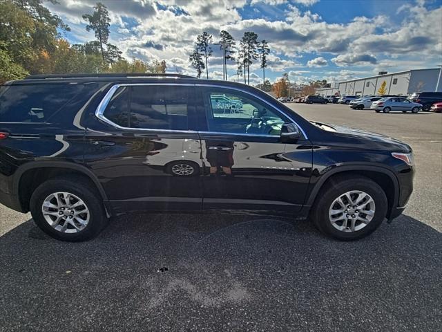 used 2021 Chevrolet Traverse car, priced at $28,800