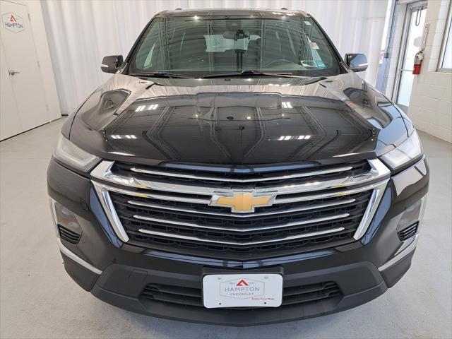 used 2022 Chevrolet Traverse car, priced at $30,327