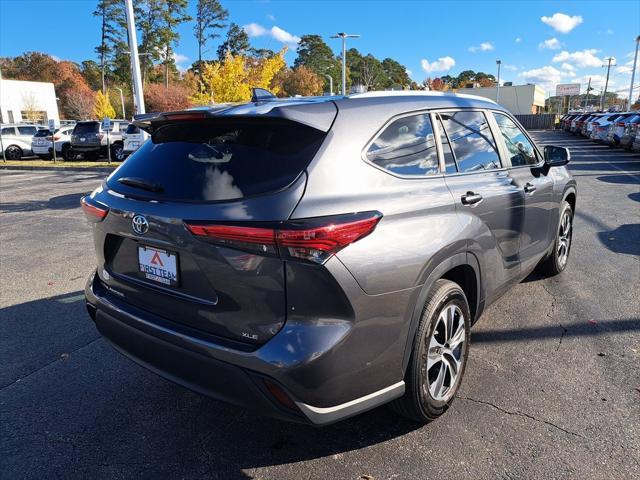 used 2023 Toyota Highlander car, priced at $38,000