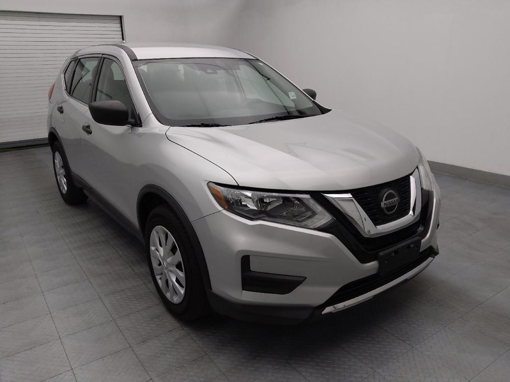 used 2019 Nissan Rogue car, priced at $16,095