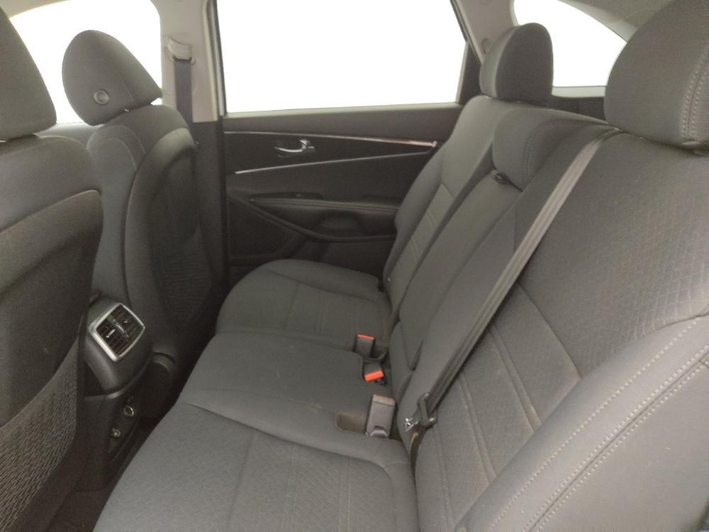 used 2020 Kia Sorento car, priced at $16,395