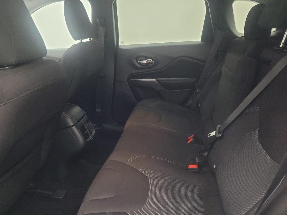 used 2019 Jeep Cherokee car, priced at $17,995