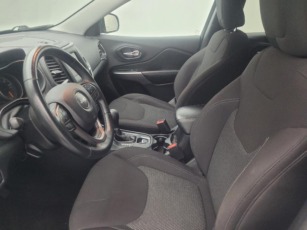 used 2019 Jeep Cherokee car, priced at $17,995