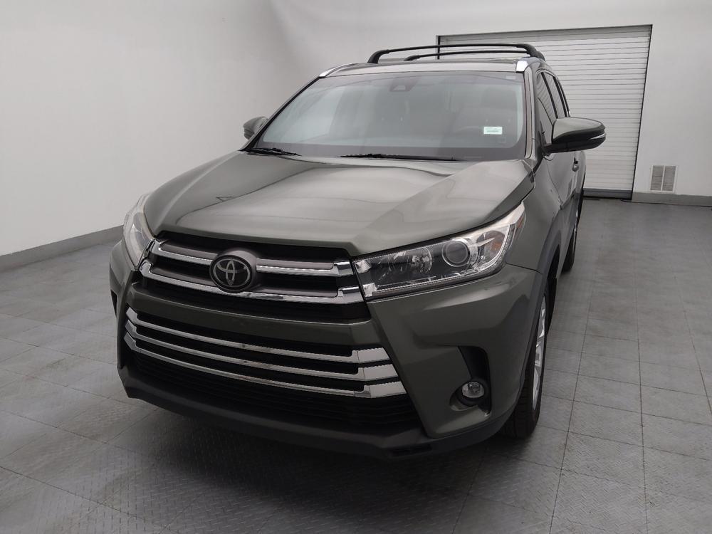 used 2019 Toyota Highlander car, priced at $26,795