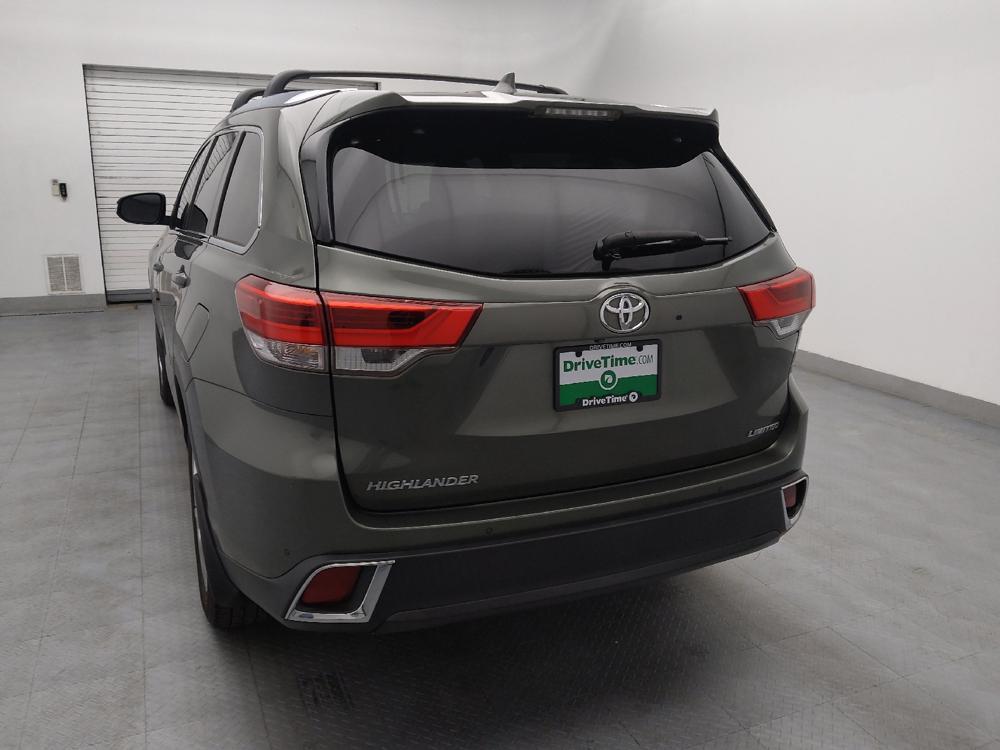 used 2019 Toyota Highlander car, priced at $26,795