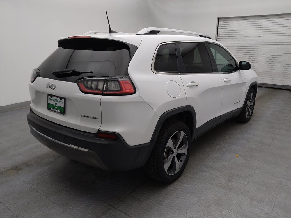 used 2019 Jeep Cherokee car, priced at $17,395