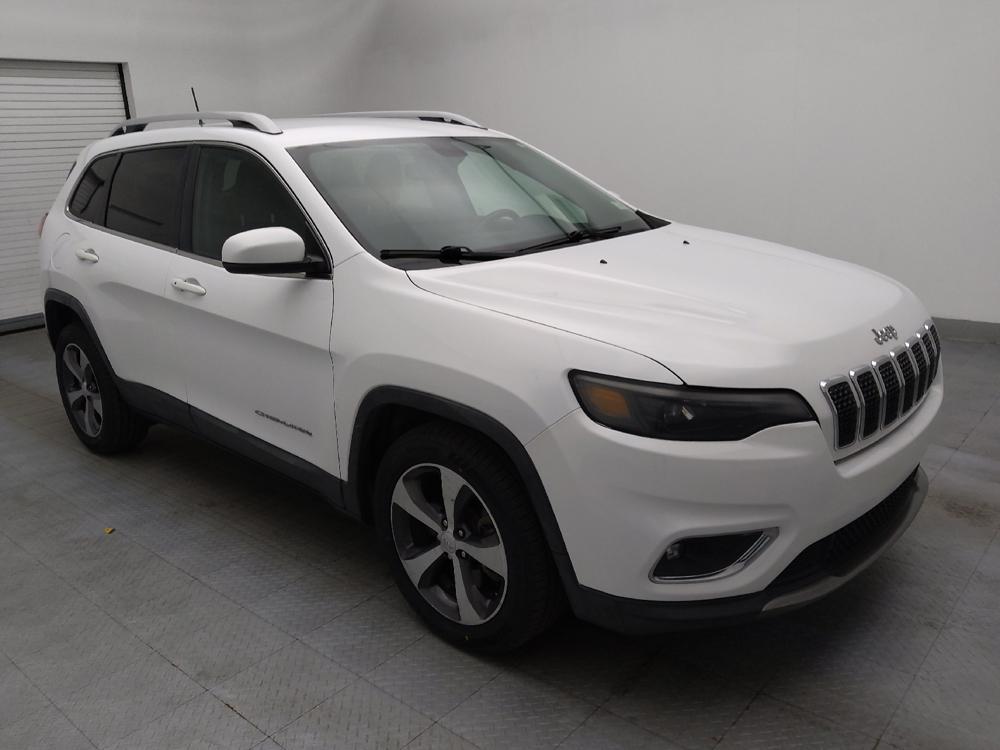 used 2019 Jeep Cherokee car, priced at $17,395
