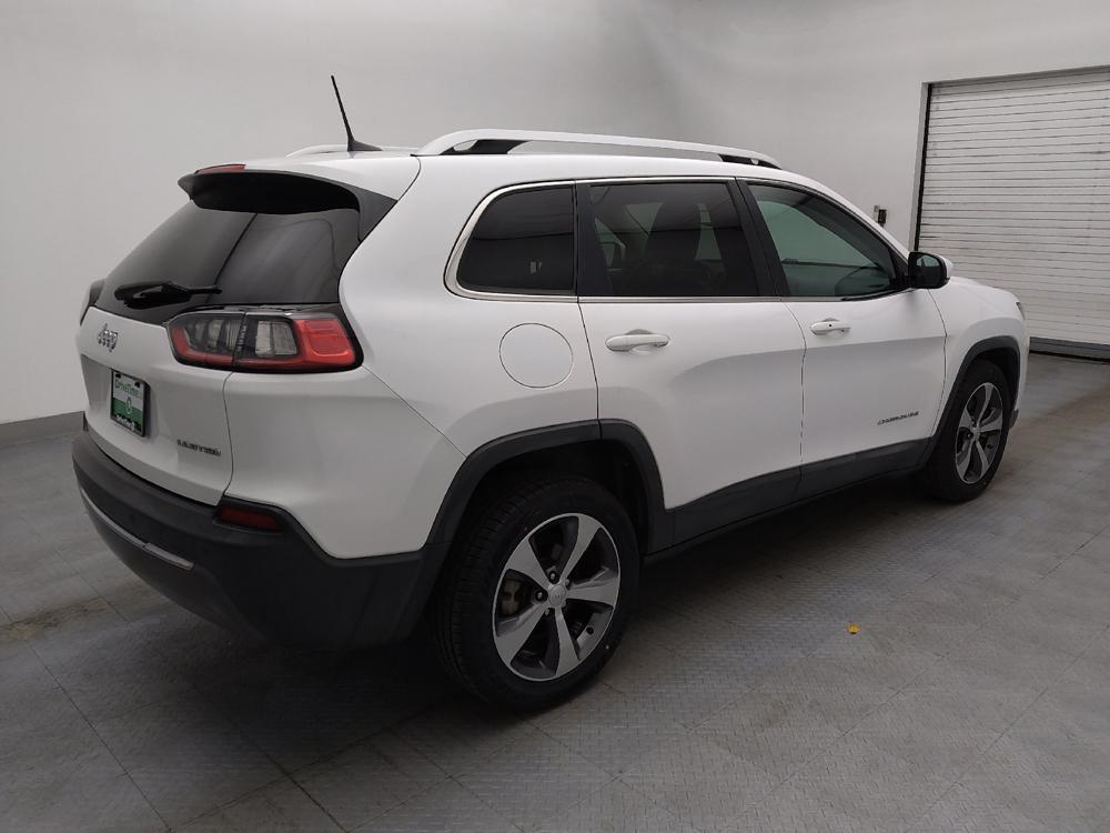 used 2019 Jeep Cherokee car, priced at $17,395