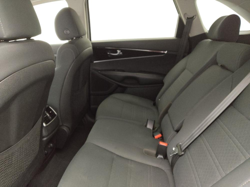 used 2020 Kia Sorento car, priced at $19,095