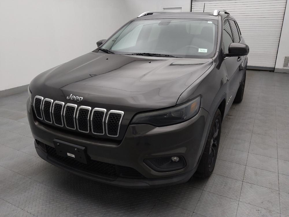used 2019 Jeep Cherokee car, priced at $17,595