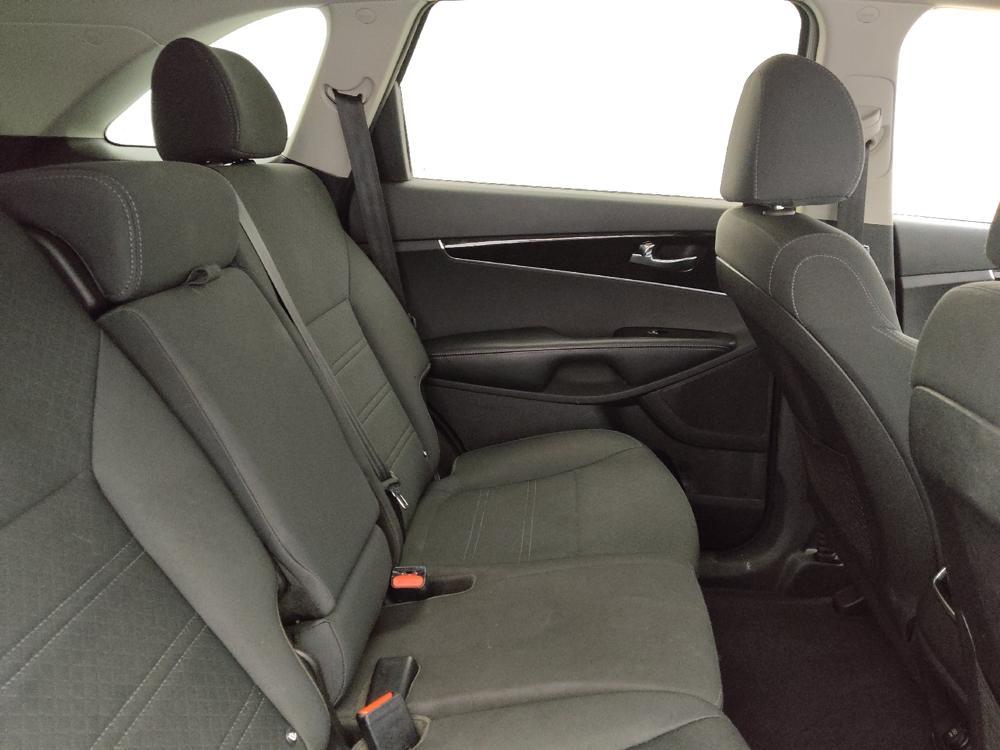 used 2020 Kia Sorento car, priced at $18,895